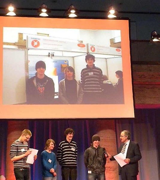 Jasper Mang, Carlos Izquierdo, Michel Neuhof: Mathematik/Informatik 2. Platz