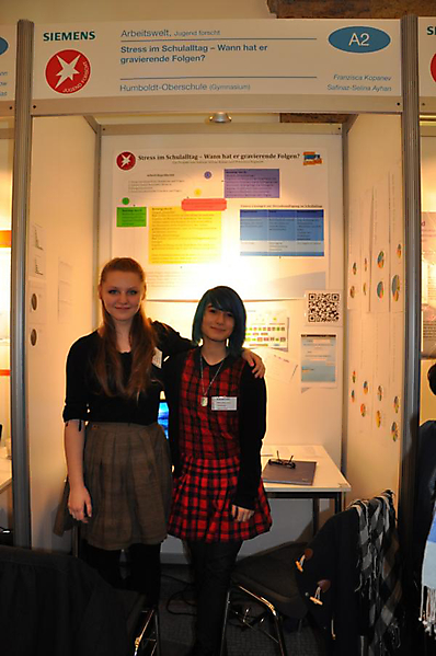 Franzisca Kopanev, Selina Ayha: Arbeitswelt, 2. Preis Jufo