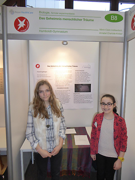 Annabel Kröber, Marie Indilewitsch: Biologie, 2. Preis Schüler experimentieren
